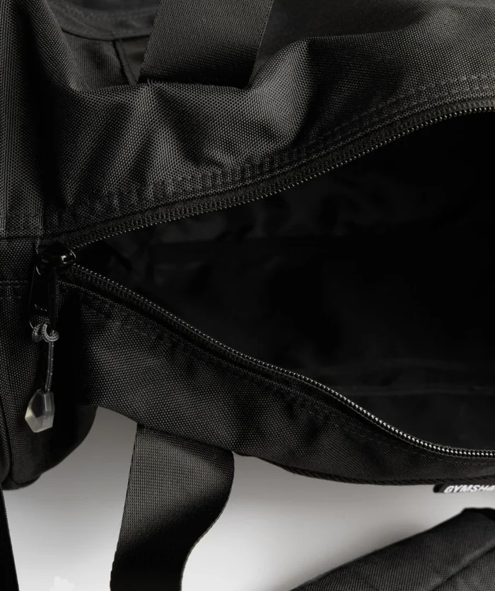 Sharkhead Holdall - Image 4